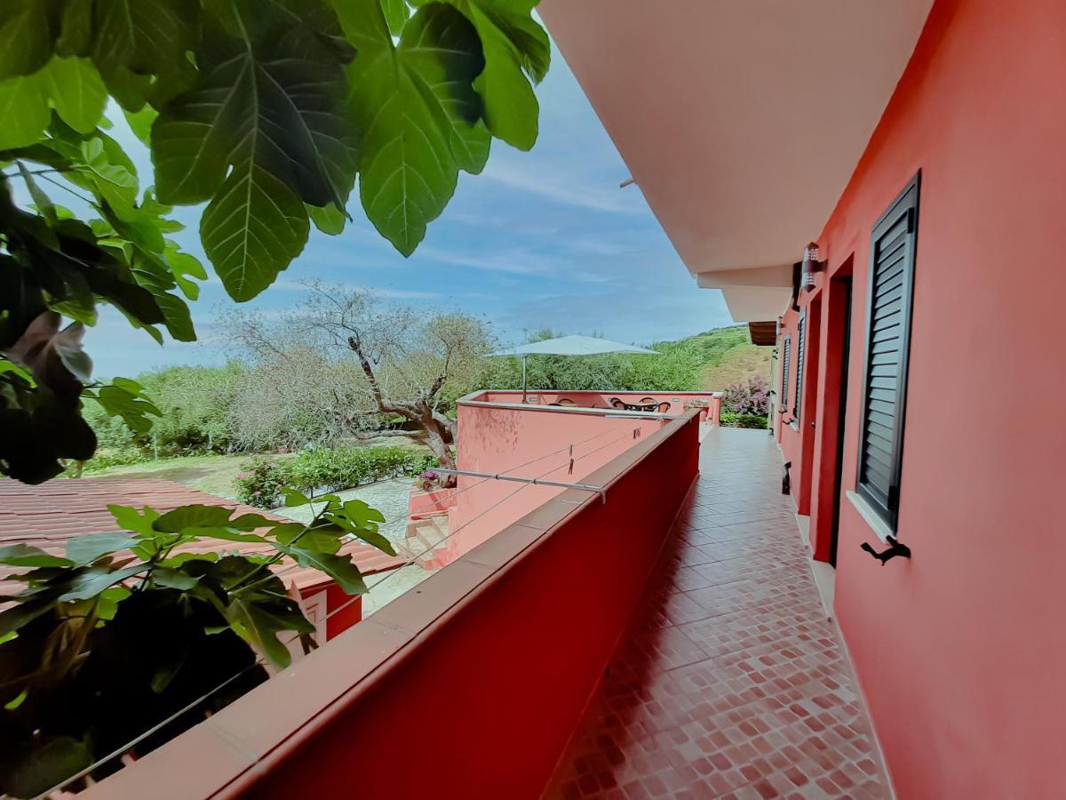 Locanda Adele Parghelia Bagian luar foto