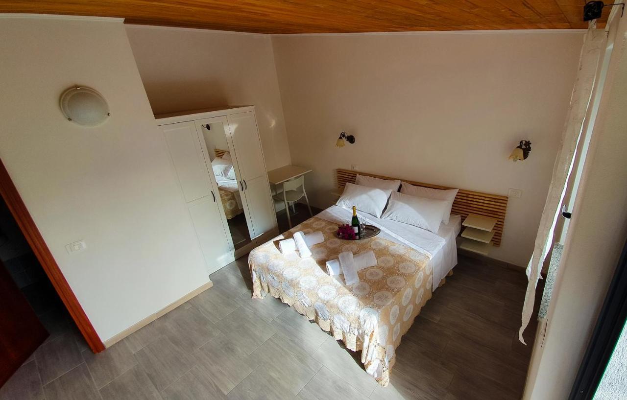 Locanda Adele Parghelia Bagian luar foto