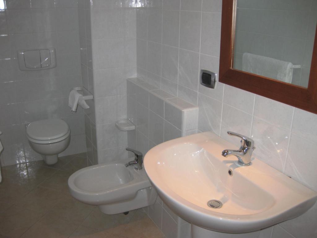 Locanda Adele Parghelia Ruang foto