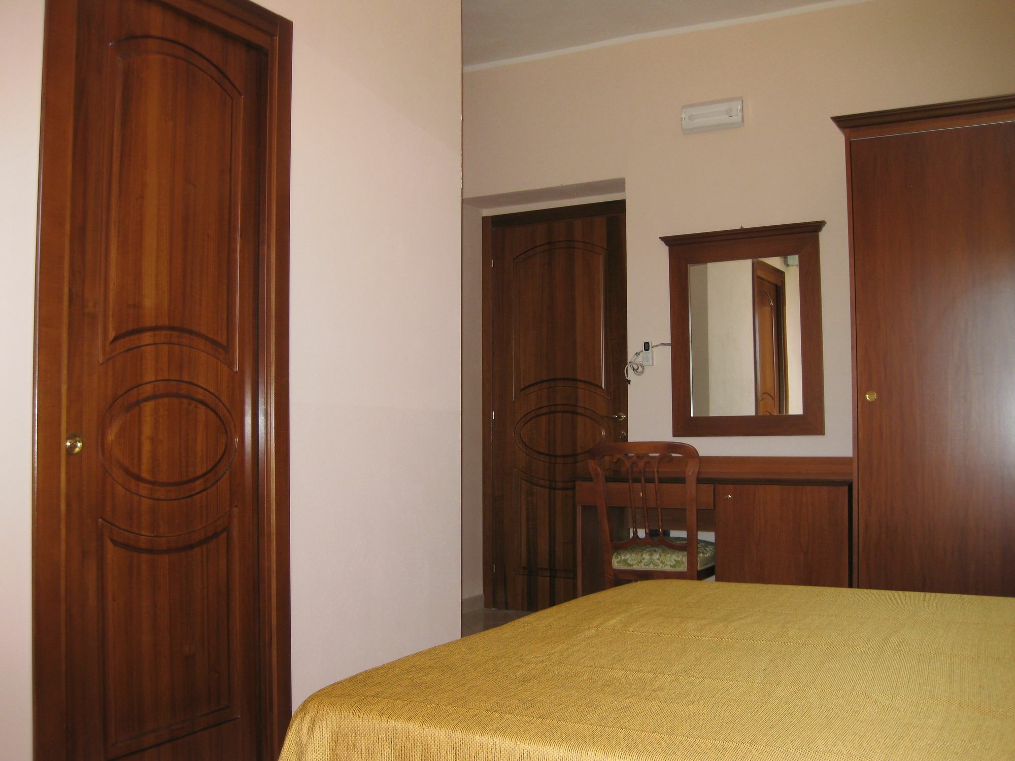 Locanda Adele Parghelia Bagian luar foto